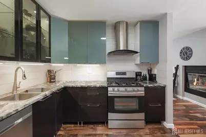 90 Farnham Square #290, Sayreville, NJ 08859 - Photo 11