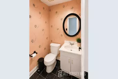 71 Highview Drive, Woodbridge Township, NJ 07095 - Photo 9