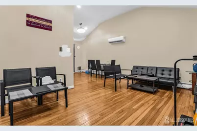 38 Jackson Avenue, Carteret, NJ 07008 - Photo 5