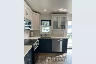 [Address not provided], Carteret, NJ 07008 - Photo 5