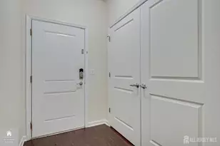 712 Strassle Wy, South Plainfield, NJ 07080 - Photo 5