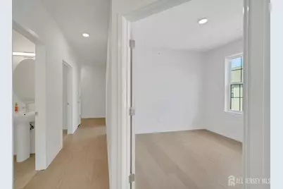 644 Lorhan Drive, Piscataway Township, NJ 08854 - Photo 17