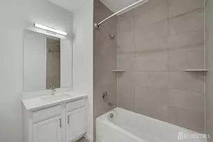 644 Lorhan Dr, Piscataway Township, NJ 08854 - Photo 23