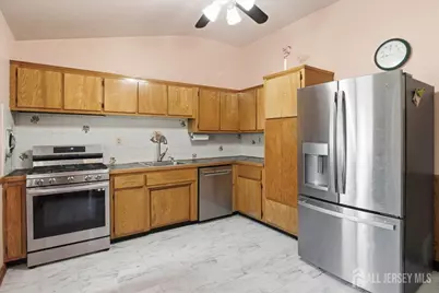 15 Bonham Drive, Edison, NJ 08837 - Photo 9