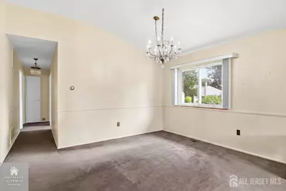 15 Bonham Drive, Edison, NJ 08837 - Photo 7
