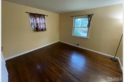 210 Runyon Avenue, Piscataway Township, NJ 08854 - Photo 11