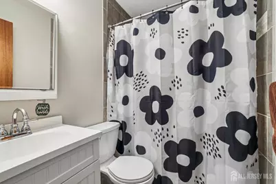 [Address not provided], Old Bridge Township, NJ 07747 - Photo 11