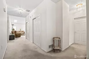 115 Leeds Ln, Monroe Township, NJ 08831 - Photo 7