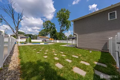1718 W 4th Street, Piscataway Township, NJ 08854 - Photo 21