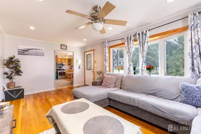 1064 Bordentown Avenue, Sayreville, NJ 08859 - Photo 5