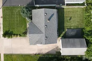 1064 Bordentown Ave, Sayreville, NJ 08859 - Photo 25