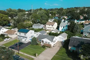 1064 Bordentown Ave, Sayreville, NJ 08859 - Photo 3