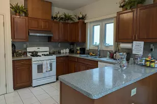 216 Fletcher St, Edison, NJ 08820 - Photo 11