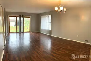 536 Manchester Ct, Piscataway Township, NJ 08854 - Photo 9