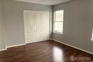 536 Manchester Ct, Piscataway Township, NJ 08854 - Photo 7