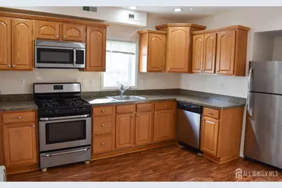 11 Church Street #11, Raritan, NJ 08869 - Photo 7