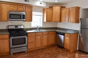 11 Church St, Raritan, NJ 08869 - Photo 7