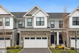 26 Wisteria Ct, Monroe Township, NJ 08831 - Photo 1