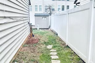 13 Essesx St, Carteret, NJ 07008 - Photo 3