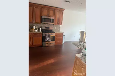200 Prestwick Way, Edison, NJ 08820 - Photo 3