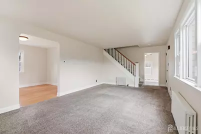 326 Melrose Avenue, Middlesex, NJ 08846 - Photo 7