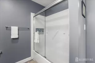5 Scarborough Rd, Monroe Township, NJ 08831 - Photo 21
