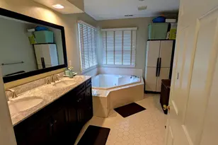 9 April Dr, South Brunswick Township, NJ 08810 - Photo 11