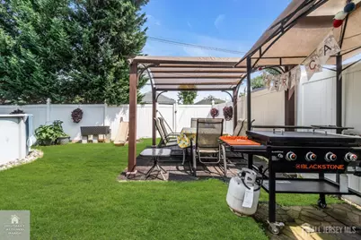 266 Thomas Street, Woodbridge Township, NJ 07095 - Photo 57