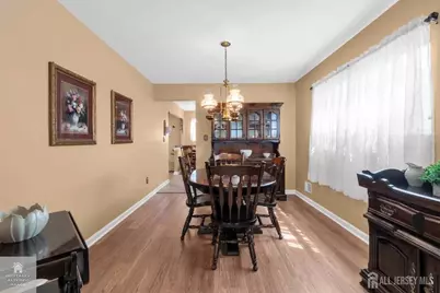 266 Thomas Street, Woodbridge Township, NJ 07095 - Photo 17