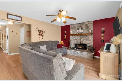 266 Thomas Street, Woodbridge Township, NJ 07095 - Photo 25