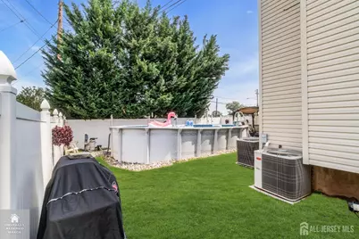 266 Thomas Street, Woodbridge Township, NJ 07095 - Photo 59