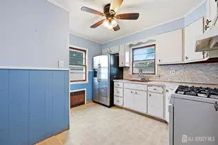 42 Brookwood Rd, Spotswood, NJ 08884 - Photo 9