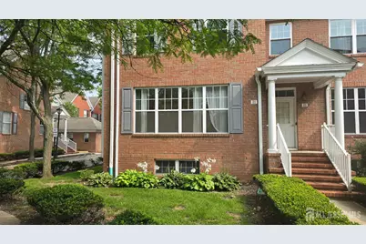 31 Franklin School Way, Metuchen, NJ 08840 - Photo 3
