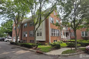 31 Franklin School Way, Metuchen, NJ 08840 - Photo 1