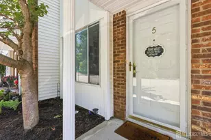 5 Nicholas Ct, Spotswood, NJ 08884 - Photo 1
