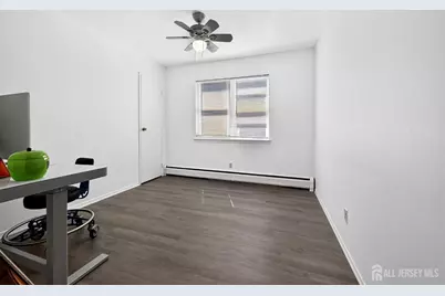 46 Gramercy Gardens #B, Middlesex, NJ 08846 - Photo 11