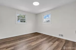8 Wendy Dr, Old Bridge Township, NJ 08857 - Photo 27