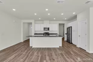 734 Station Rd, Dunellen, NJ 08812 - Photo 15