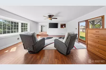 647 Cook Avenue, Middlesex, NJ 08846 - Photo 7