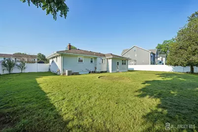 125 Cedar Street, Colonia, NJ 07067 - Photo 3