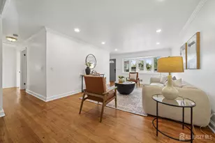 125 Cedar St, Colonia, NJ 07067 - Photo 7