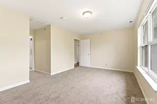194 Bexley Ln, Piscataway Township, NJ 08854 - Photo 15