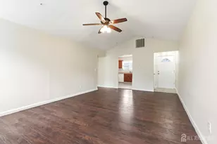 194 Bexley Ln, Piscataway Township, NJ 08854 - Photo 7