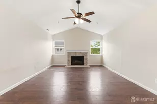 194 Bexley Ln, Piscataway Township, NJ 08854 - Photo 5