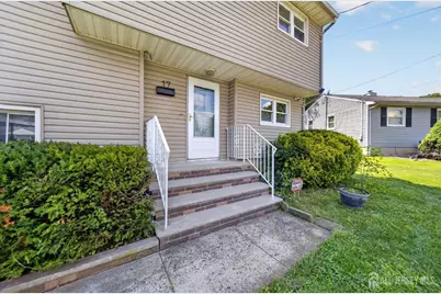 17 Wedgewood Drive, Carteret, NJ 07008 - Photo 3