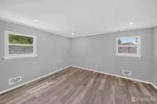 17 Wedgewood Dr, Carteret, NJ 07008 - Photo 21