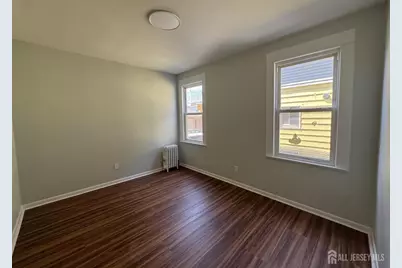266 Sandford Street, New Brunswick, NJ 08901 - Photo 5