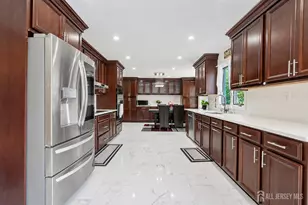 3272 Evergreen Ln, South Plainfield, NJ 07080 - Photo 9