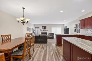18 Lexington Cir, Old Bridge Township, NJ 07747 - Photo 9