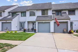 18 Lexington Cir, Old Bridge Township, NJ 07747 - Photo 1